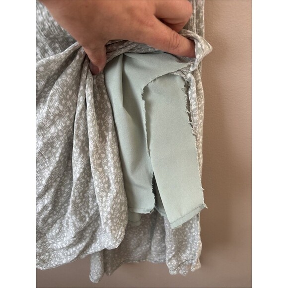 Hollister Women's Green Floral Smocked Dress Puff Sleeves Size M - Picture 5 of 7